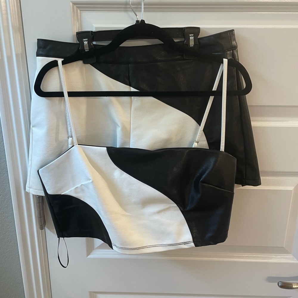 ASYMMETRIC LEATHER SHORT AND TANK SET